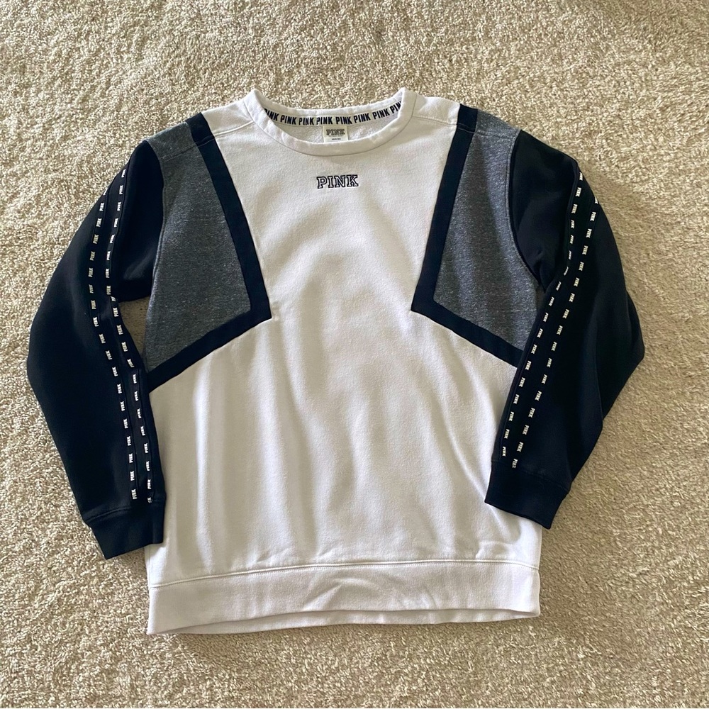 VS Pink Crewneck SOFT